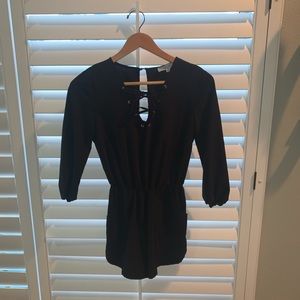 Black love tree romper *pockets*🎄